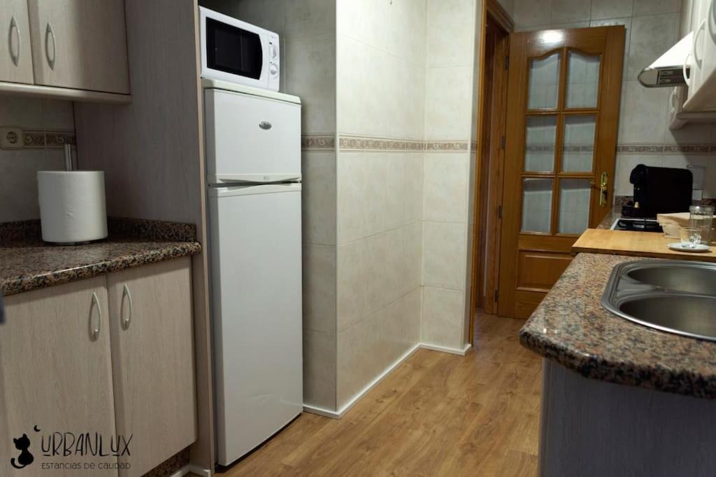 De 2 Junto Al Hospital Apartment *